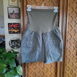 A Pea in the Pod Maternity Denim Cargo Skirt - Khaki/ Olive, Size M